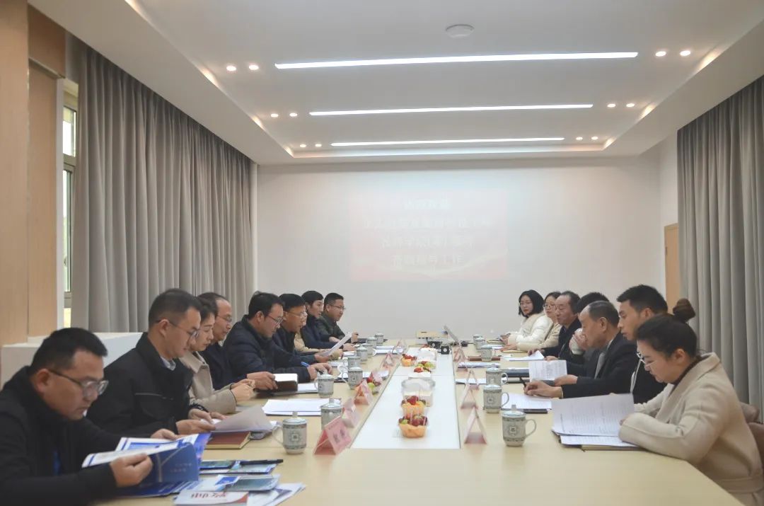 市人社局及湖南科技工程技师学院（筹）考察组莅临学校指导工作